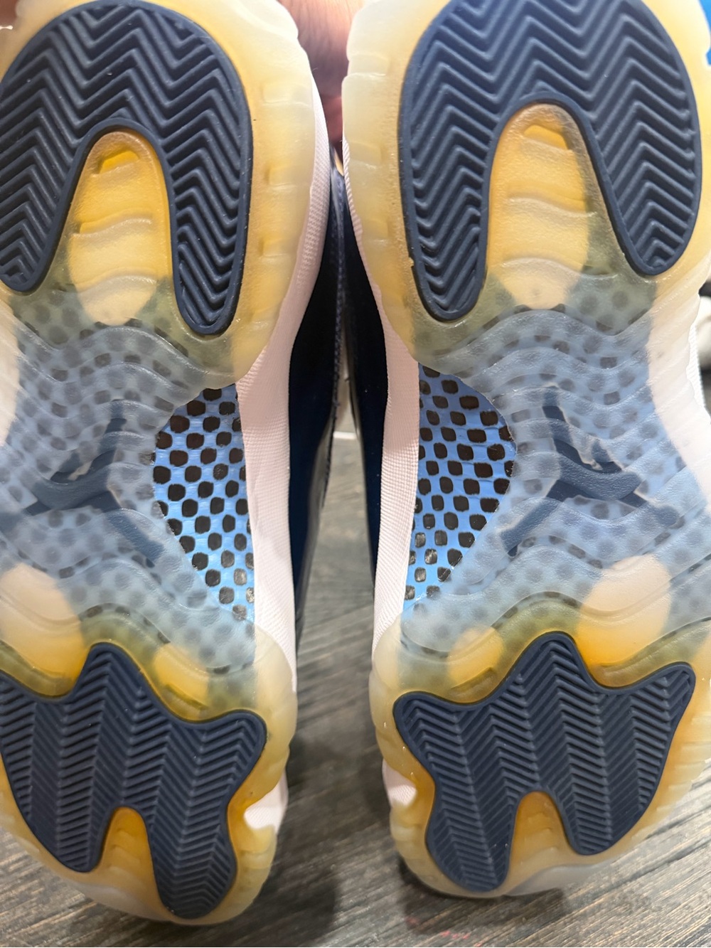 Air Jordan 11 Retro "Win Like 82" 2017 Used Size 9.5 - Picture 10 of 10
